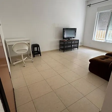 Daire Near Airport Lisboa