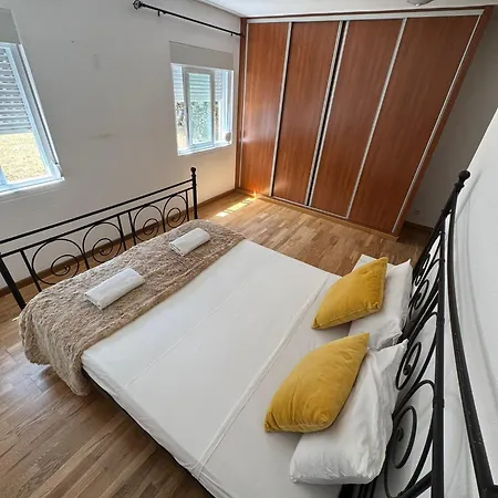 Apartament Near Airport Lizbona